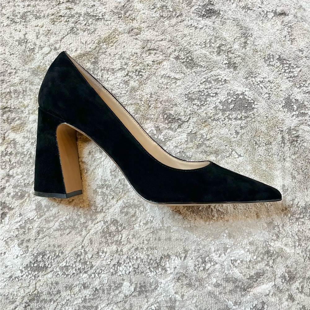 Vince Camuto Black Suede Block Heel Pumps – Size 10M / EU 41.5 - Picture 2 of 13